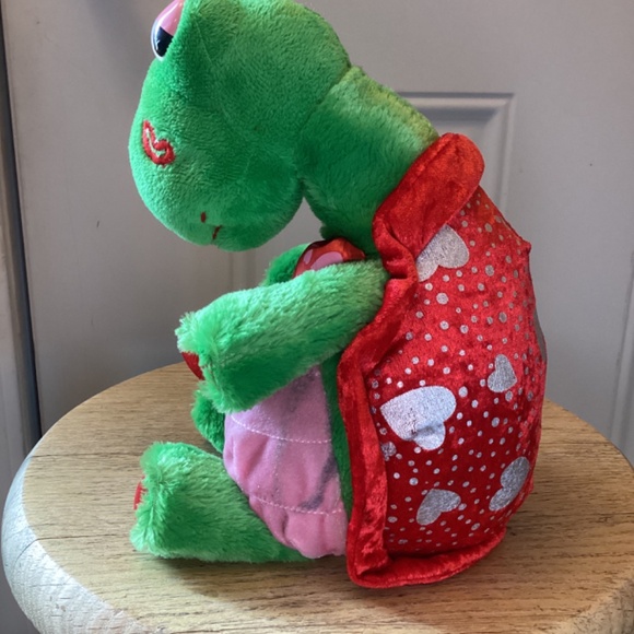 Dan Dee Turtle Musical Dancing Playes Love Machine plush stuffed Valentine's - Picture 5 of 9